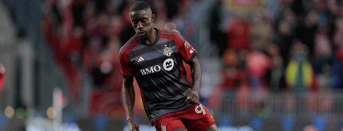 Toronto FC sweep season series with win over New England