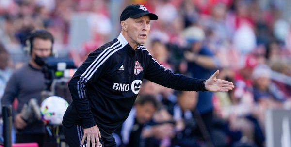 Bob Bradley, Stephen Hart ready to test wits against each other again